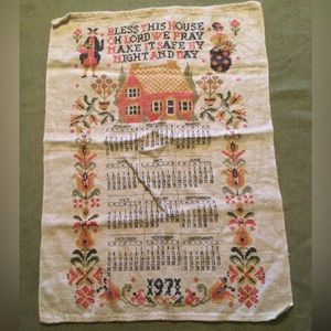 1971 Vintage Linen Tea Towel with calendar, verse and floral border